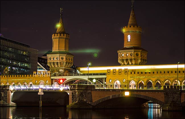 oberbaumbrucke oberbaum bridge at night